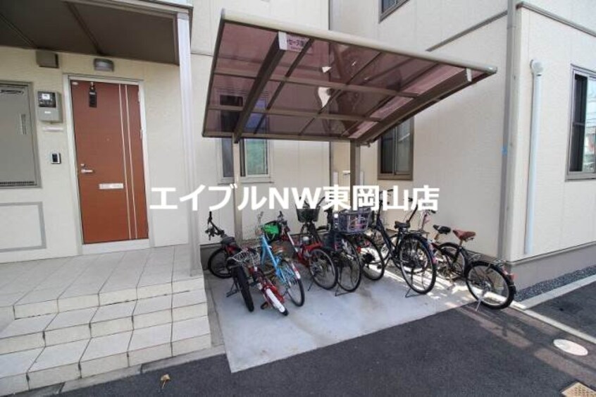  ラ・セーヌ藤崎A棟