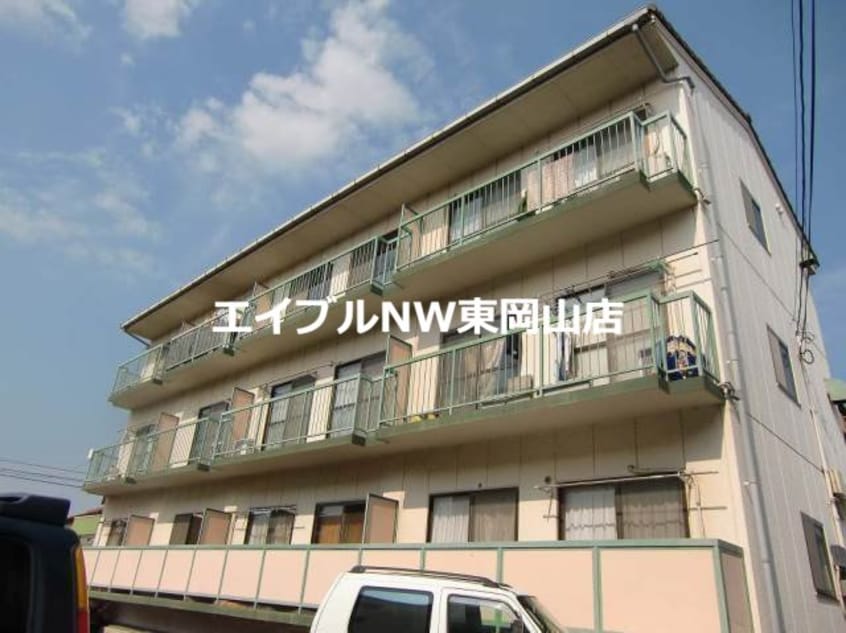  リバーサイドクラタ