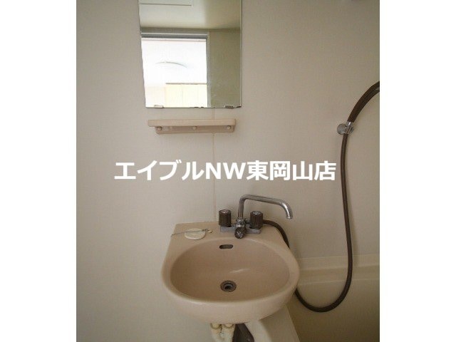  リバーサイドクラタ