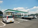ファミリーマート東岡山駅前店(コンビニ)まで573m フローラル東岡山　A