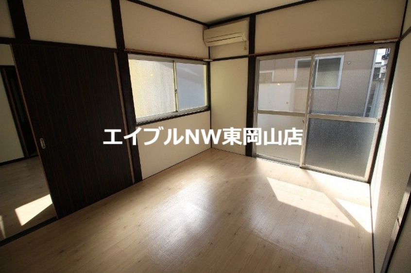  東岡山駅前貸家