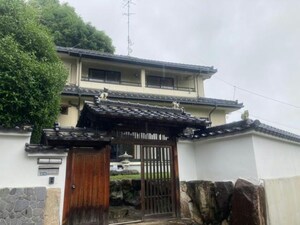 海土路町2丁目貸家