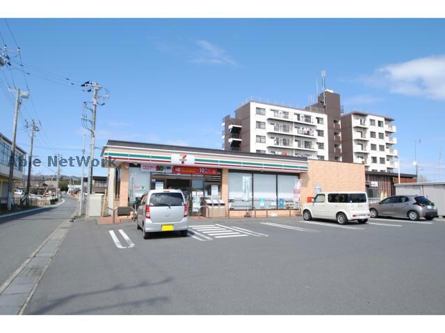 セブンイレブン日立河原子海岸入口店(コンビニ)まで707m フローラルガーデンハイツ