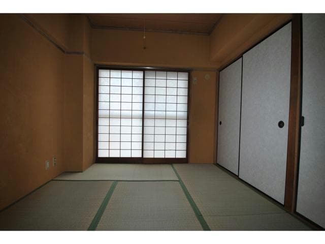  東金沢マンション