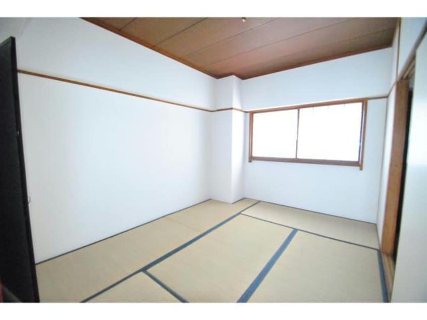  東金沢マンション