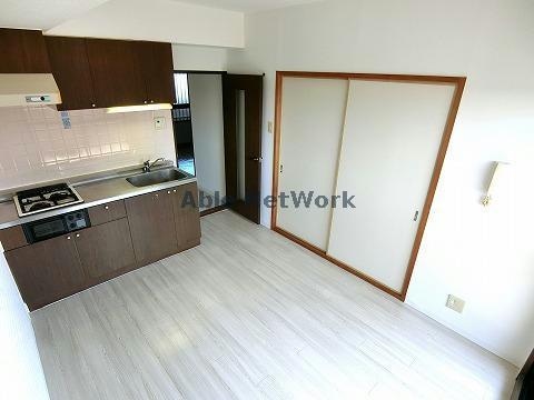  ＳＵＮ　ＷＩＴＨ