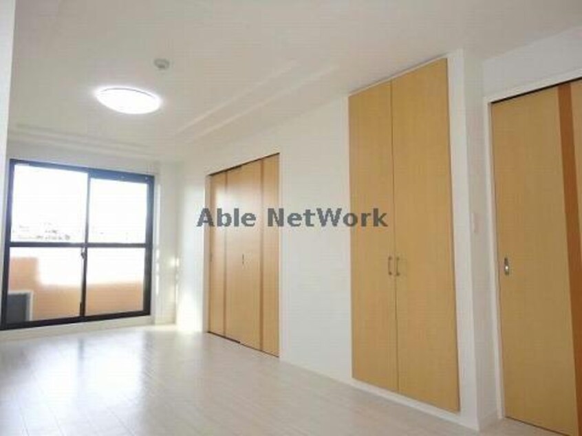  サンシャインスクエア