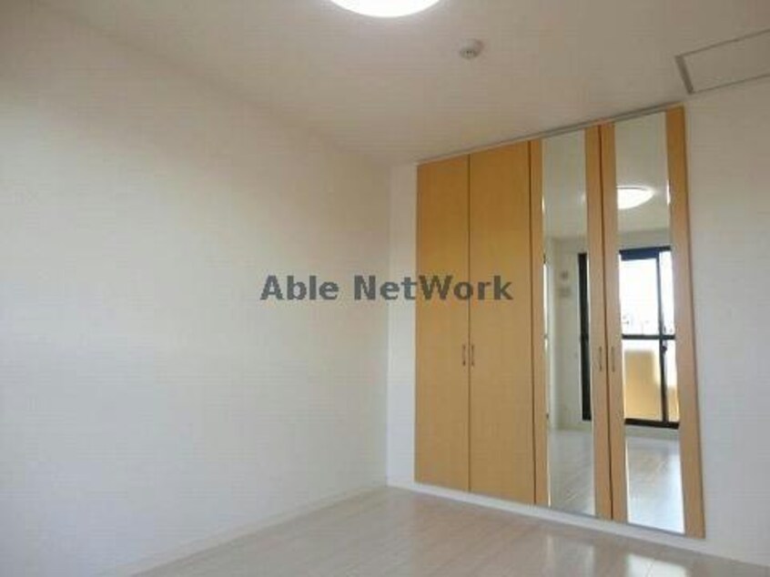  サンシャインスクエア