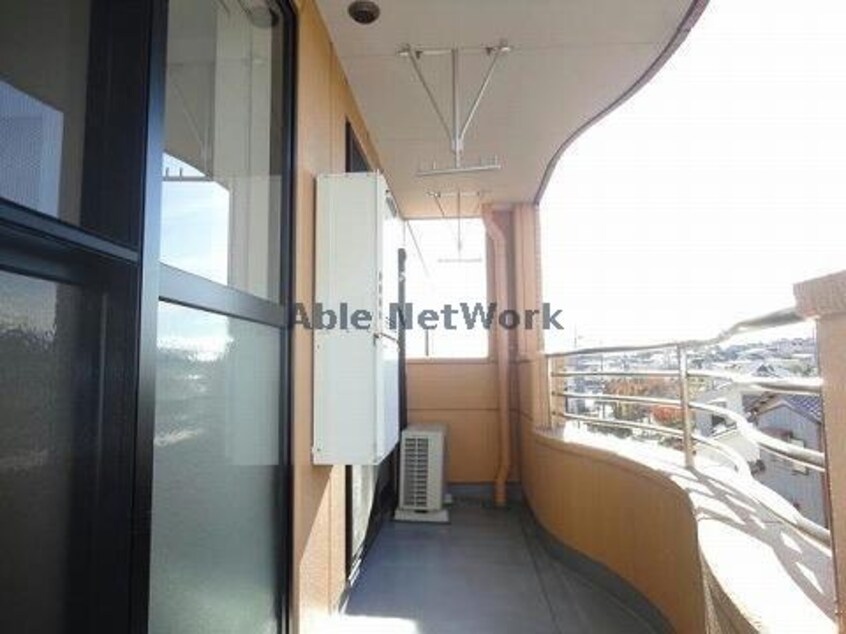  サンシャインスクエア