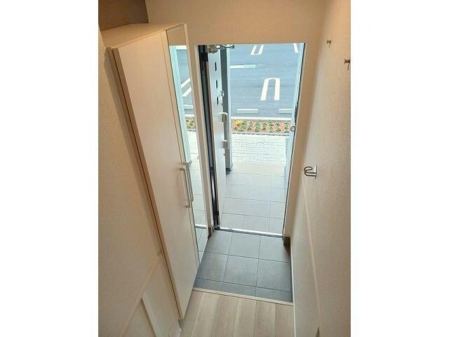  メゾン　ハナビシ　B