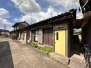 草木貸家の外観