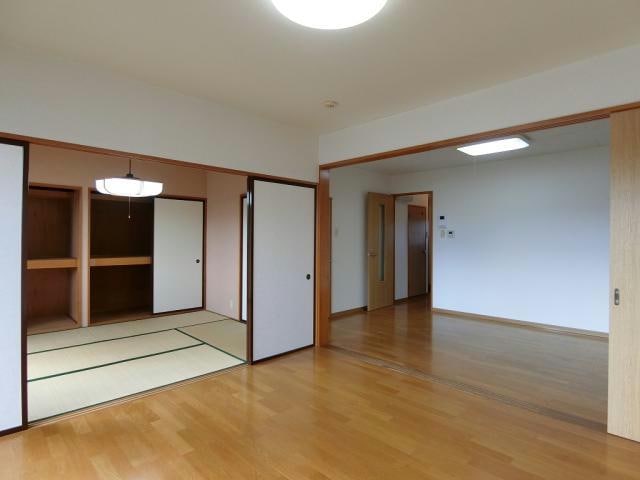  エル・ウィング表町