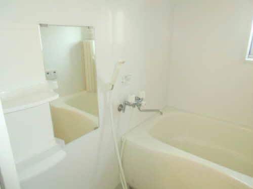  シャーメゾン北滝沢