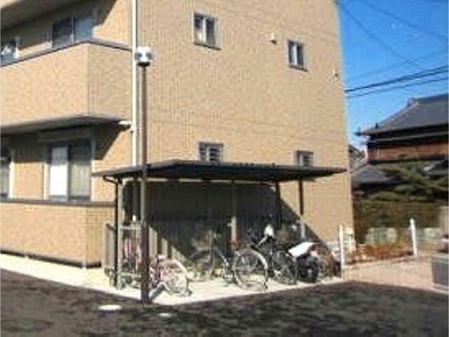  グランシャリオ前屋敷