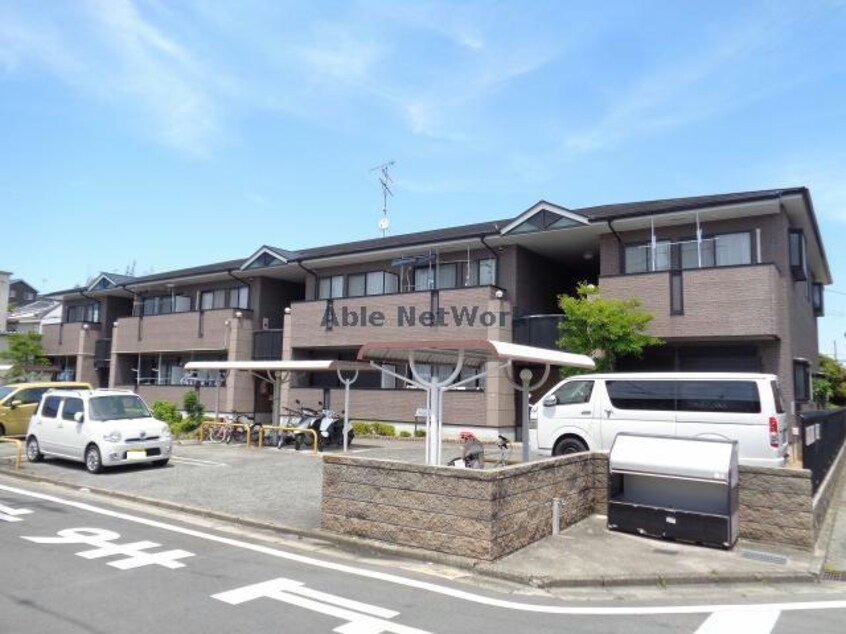  ソレアード・ニシキ