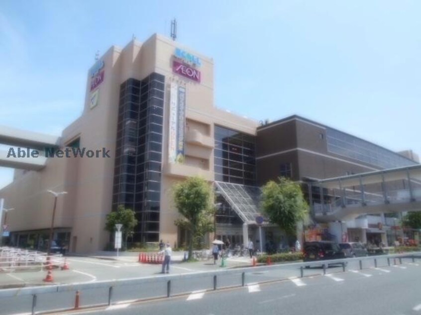 イオン金剛東店(スーパー)まで1338m リビオ金剛