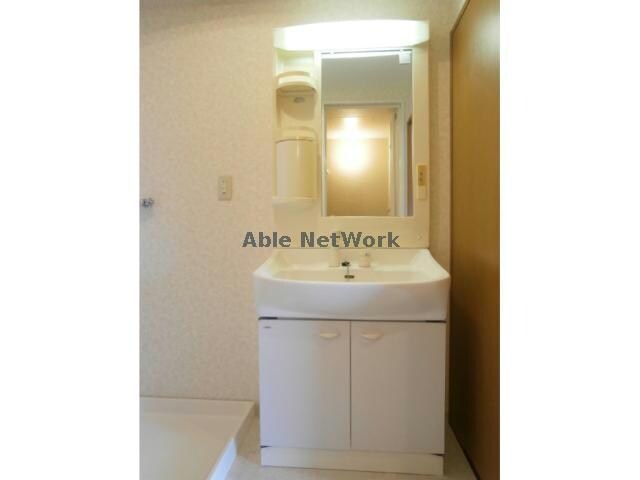  ホワイトロートス