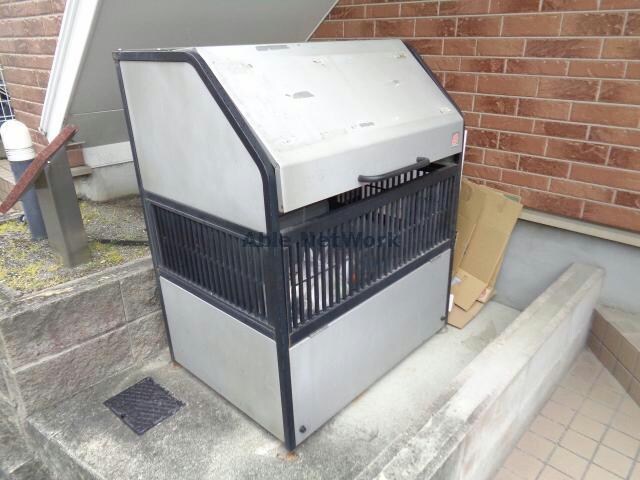  ブリックメゾン金剛