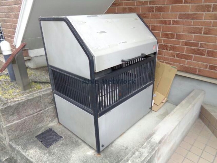  ブリックメゾン金剛