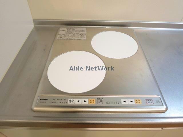  クレストコート　B