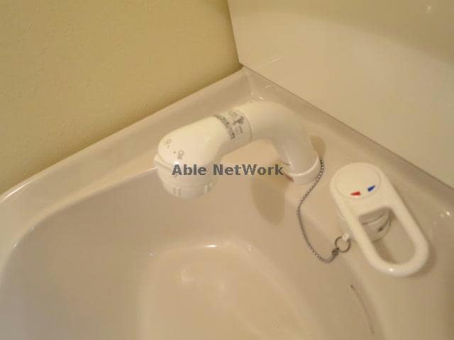  クレストコート　B