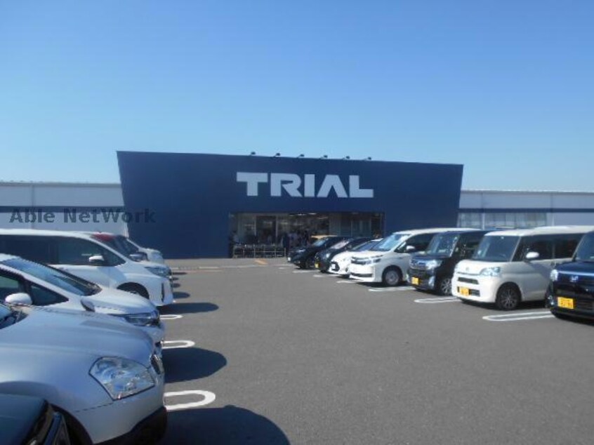 スーパーセンタートライアル富田林店(ディスカウントショップ)まで2324m Ｃｏｍｆｏｒｔ紘