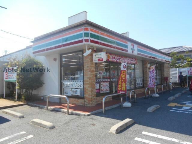 セブンイレブン富田林若松町西店(コンビニ)まで526m ドムール祐村