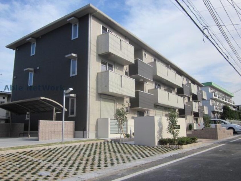  ファミリア金剛