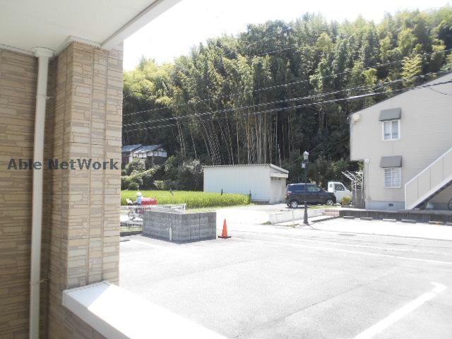  カルム　エレガンス