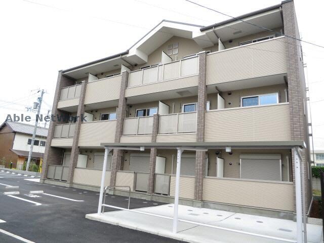  フェリス　ウラタ