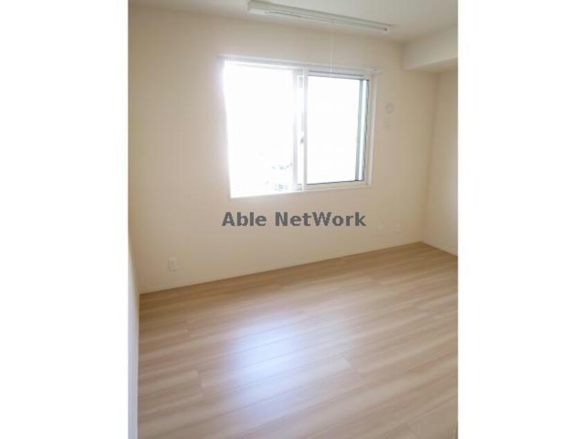  モア・サンハイム