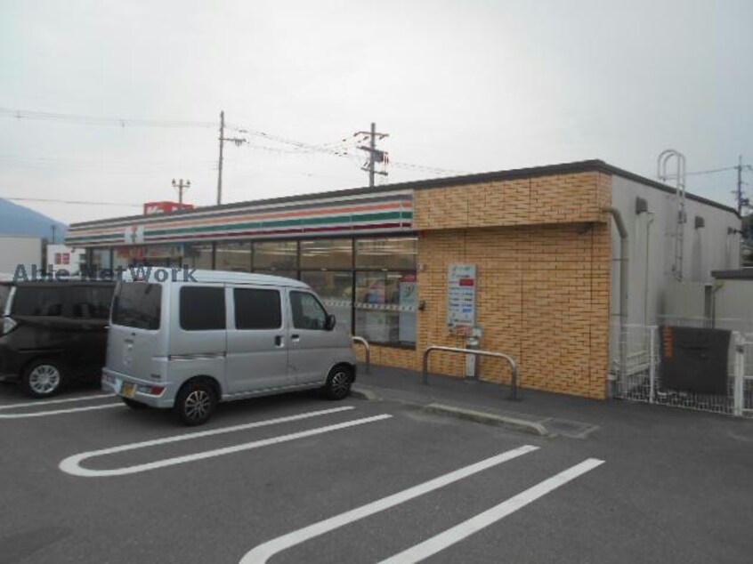 セブンイレブン富田林彼方店(コンビニ)まで957m 楠風台戸建