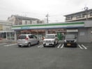 ファミリーマート河内長野西之山町店(コンビニ)まで477m Grand　Nord　Ⅰ