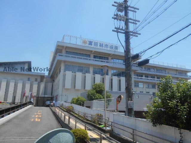 富田林市役所(役所)まで2418m 富田林市西板持町戸建
