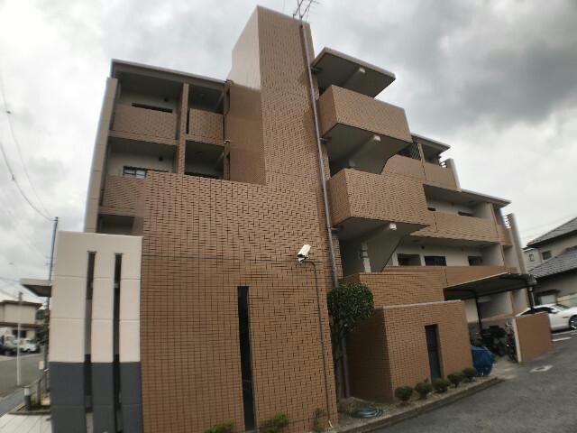  ルミエール西取石