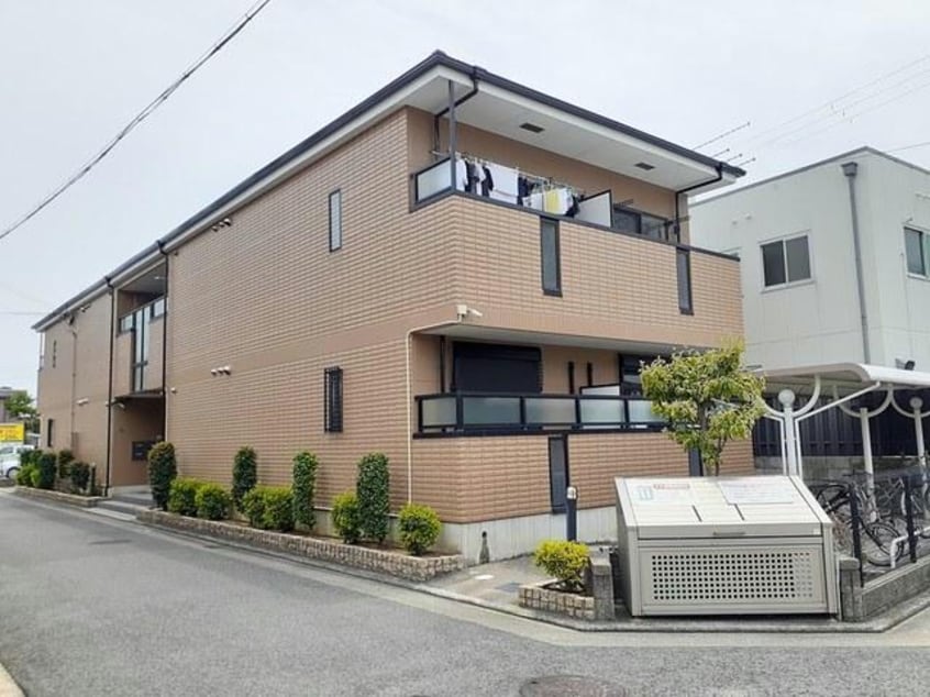  リベッチオ旭町