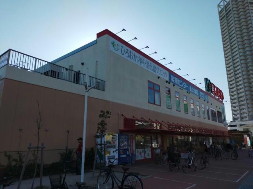 コノミヤ泉大津店(スーパー)まで162m リベッチオ旭町