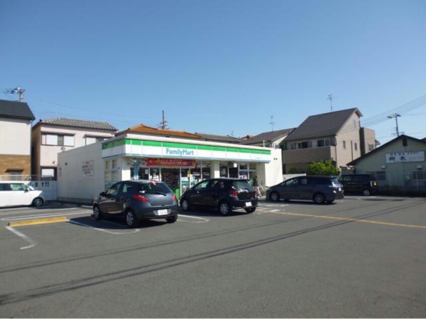 ファミリーマート泉大津板原店(コンビニ)まで642m グレイスコート(肥子町)