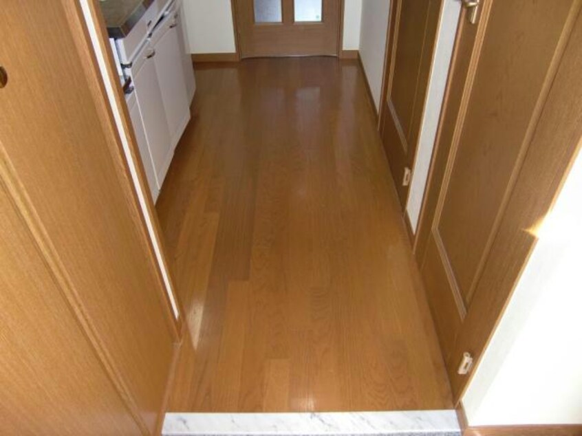  フジパレス札場