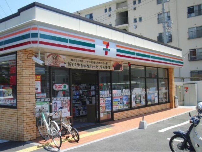 セブンイレブン泉大津東助松町店(コンビニ)まで286m フジパレス札場