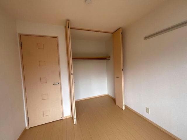  モアエクレール