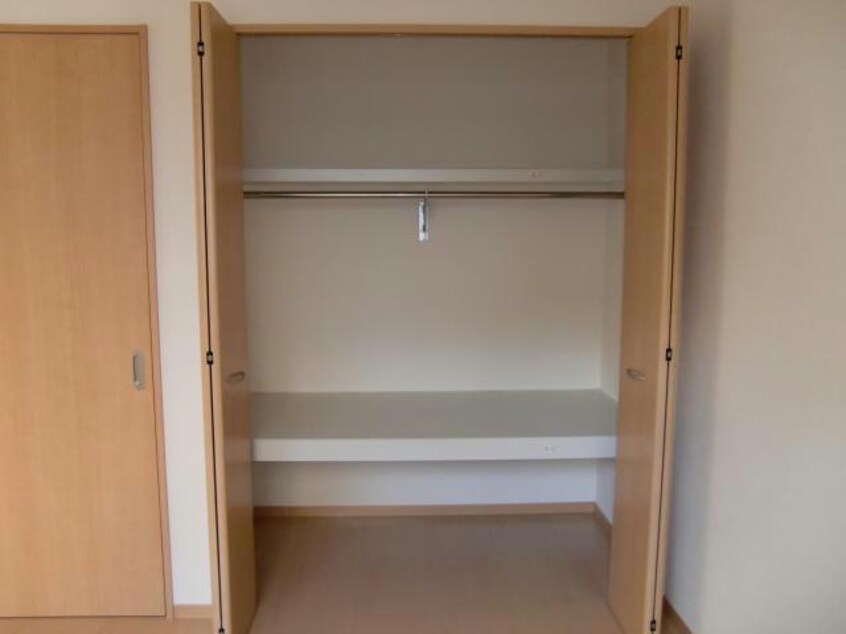  ＬＯＨＡＳ本町
