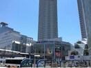 いずみおおつCITY(ショッピングセンター/アウトレットモール)まで701m ＬＯＨＡＳ本町