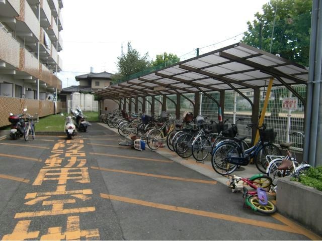  パークアベニュー中井