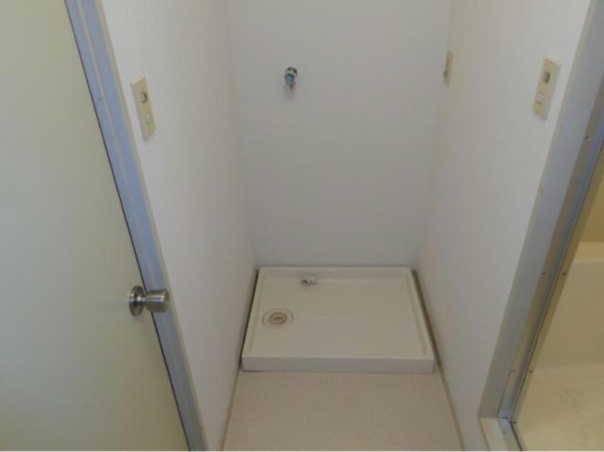 室内洗濯機置場 高石グリーンハイツ