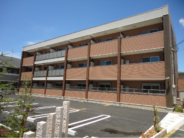  メゾン　アウローラ