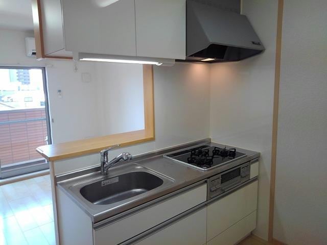  メゾン　アウローラ