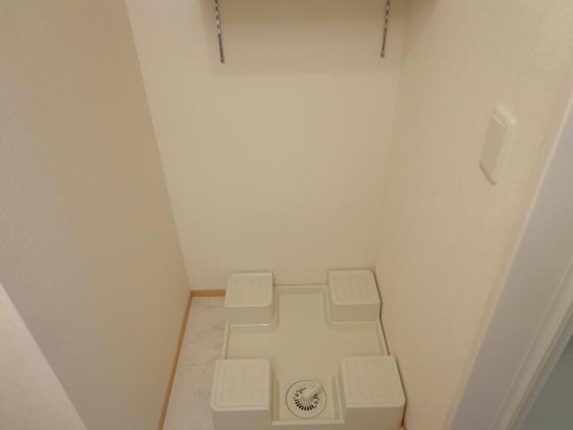 洗濯機置き場 アオーラ　ヌエボⅠ