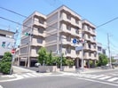 はまゆう物産株式会社(旧永山マンション)の外観