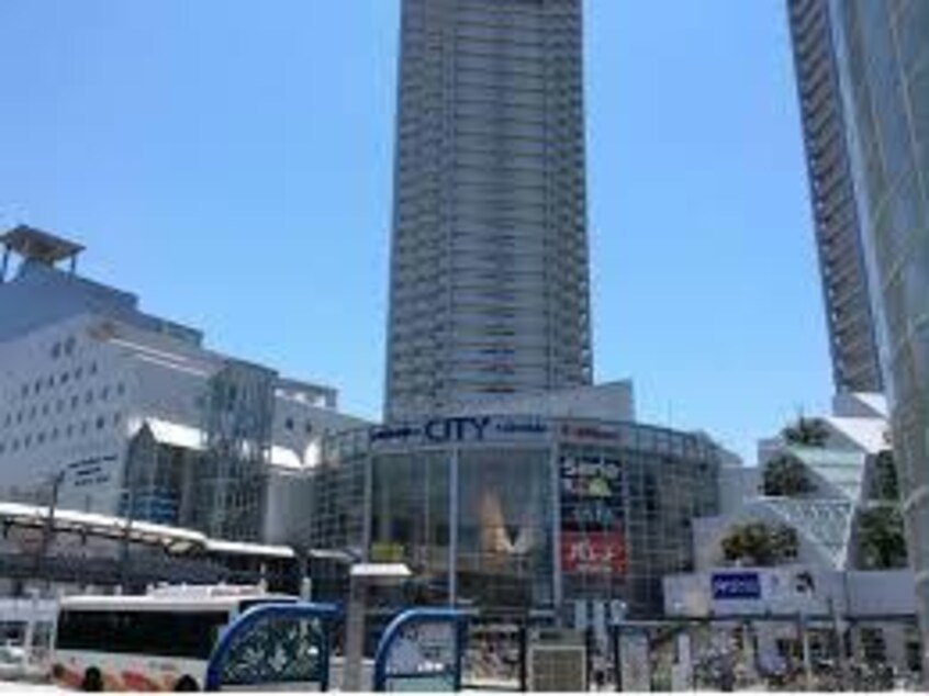 いずみおおつCITY(ショッピングセンター/アウトレットモール)まで343m Feliz田中町